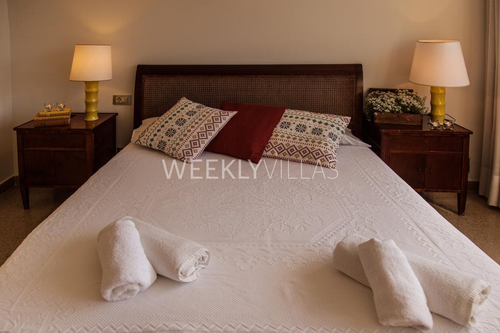 Villa Sitges Tupinetti Beach At 1 Min Walk Amaizing Garden And View Center Sitges 5 Minutes Walk Exterior photo
